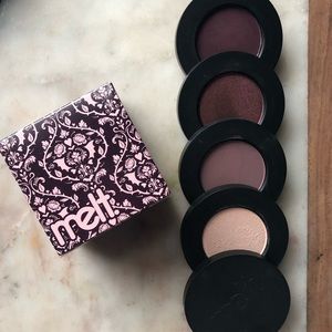 Melt Cosmetics SHE'S IN PARTIES eyeshadow stack